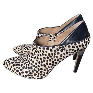 Ann Taylor Heeled Booties Leopard Print‎ Pointed Toe Ankle Boots Shoes Size 8M